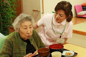  「美里の風」食事風景